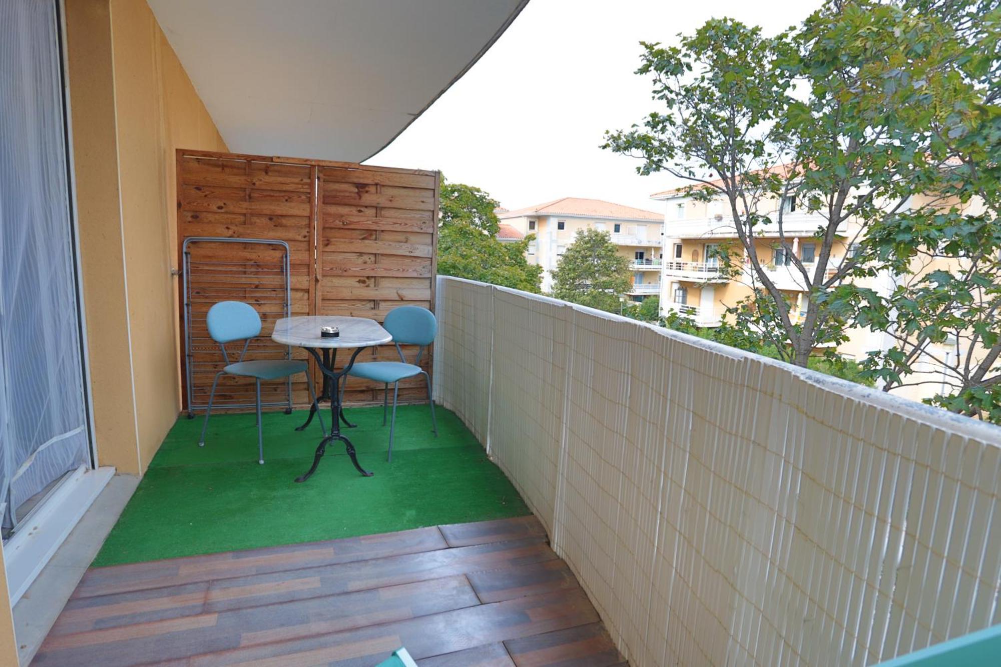 Appart T2 Dans Residence Calme Parking Prive Gratuit Мирамас Экстерьер фото